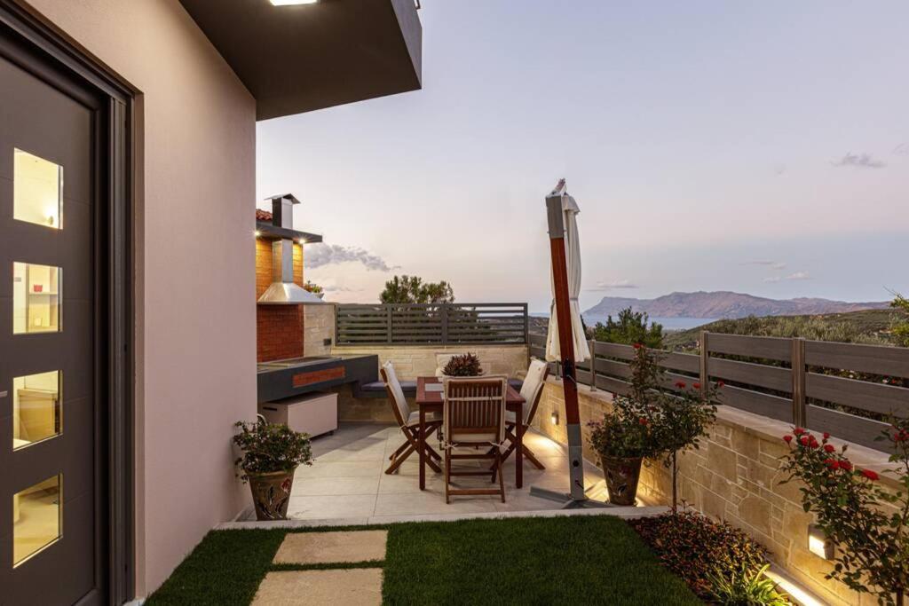 Villa Chryssi Kíssamos Exteriör bild